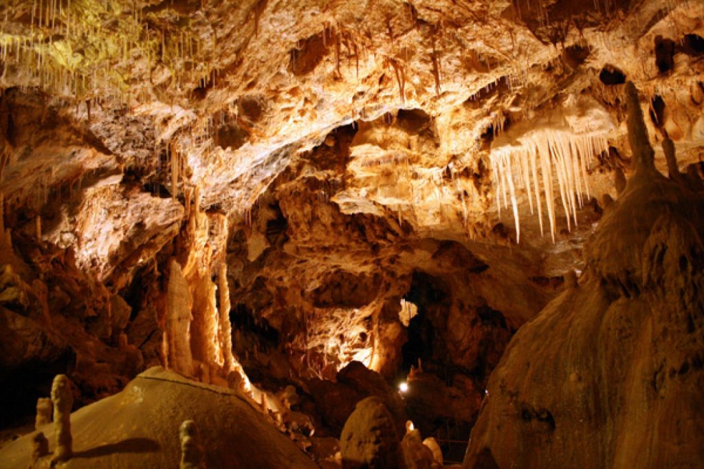 Arieseni Bear Cave